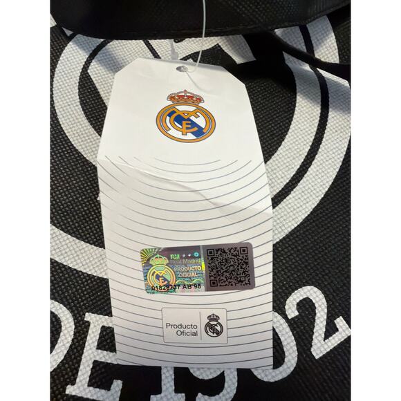 Real Madrid reusable tote bag bought at original stadium store Madrid Spain 2025 - Picture 3 of 4